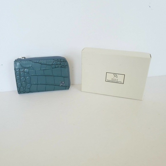 Arnold Palmer Umbrella Logo Designer Wallet Small Blue Credit Card Holder New - Picture 1 of 6